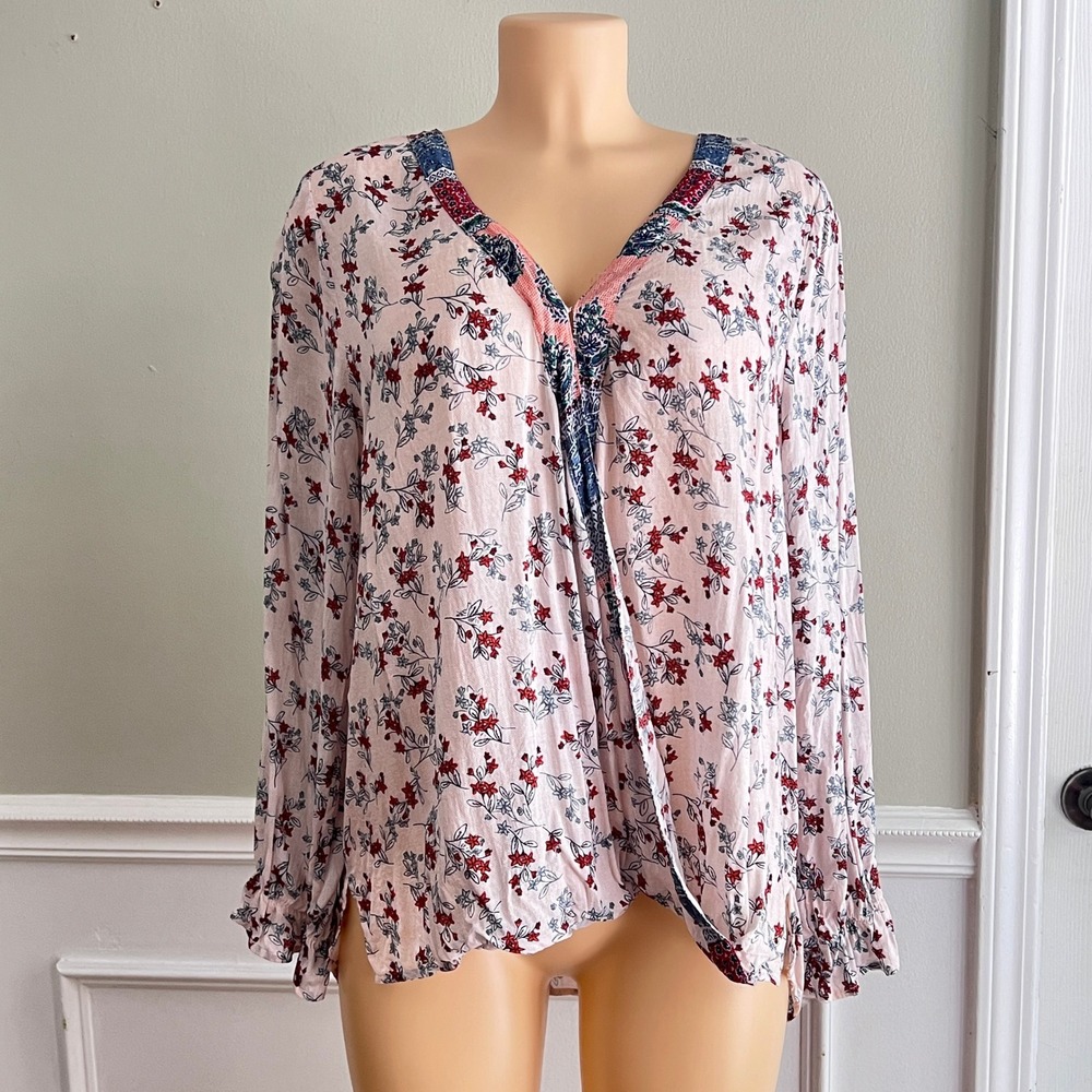 Democracy Blouse Sz 1X Floral Faux Wrap V-Neck Ruffle Cuff Pink Boho Romantic